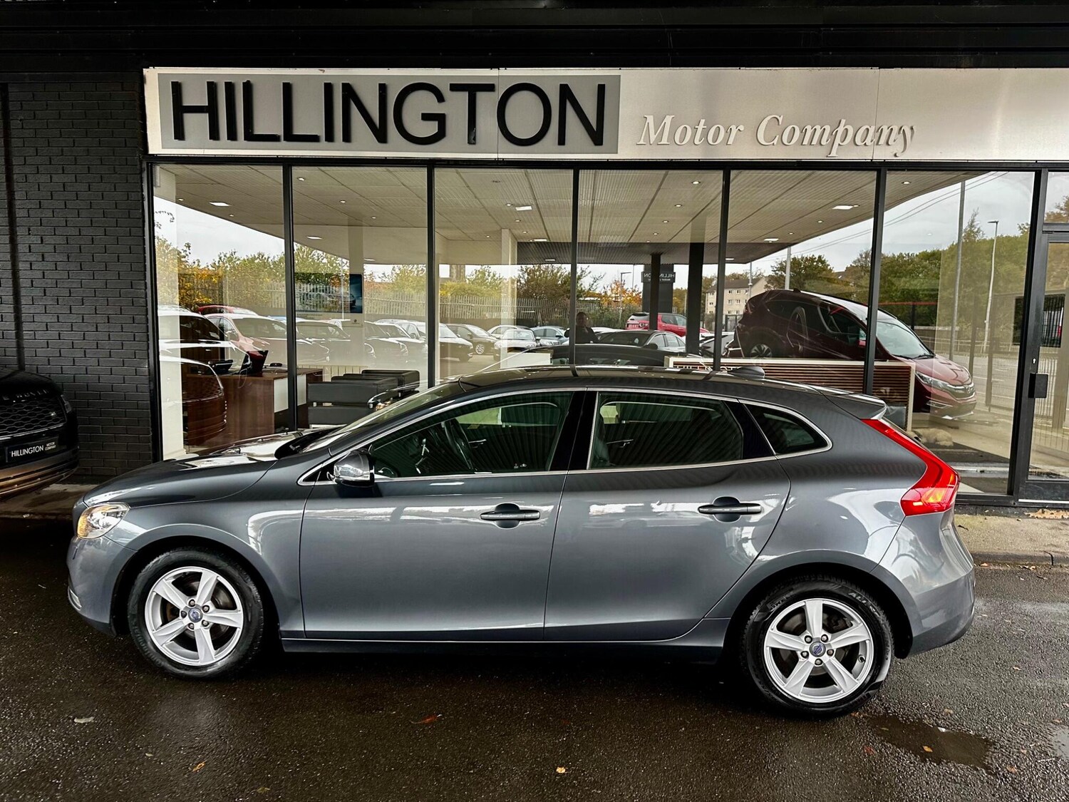 Used Volvo V40 2014 for sale - 76158830: Photo 18