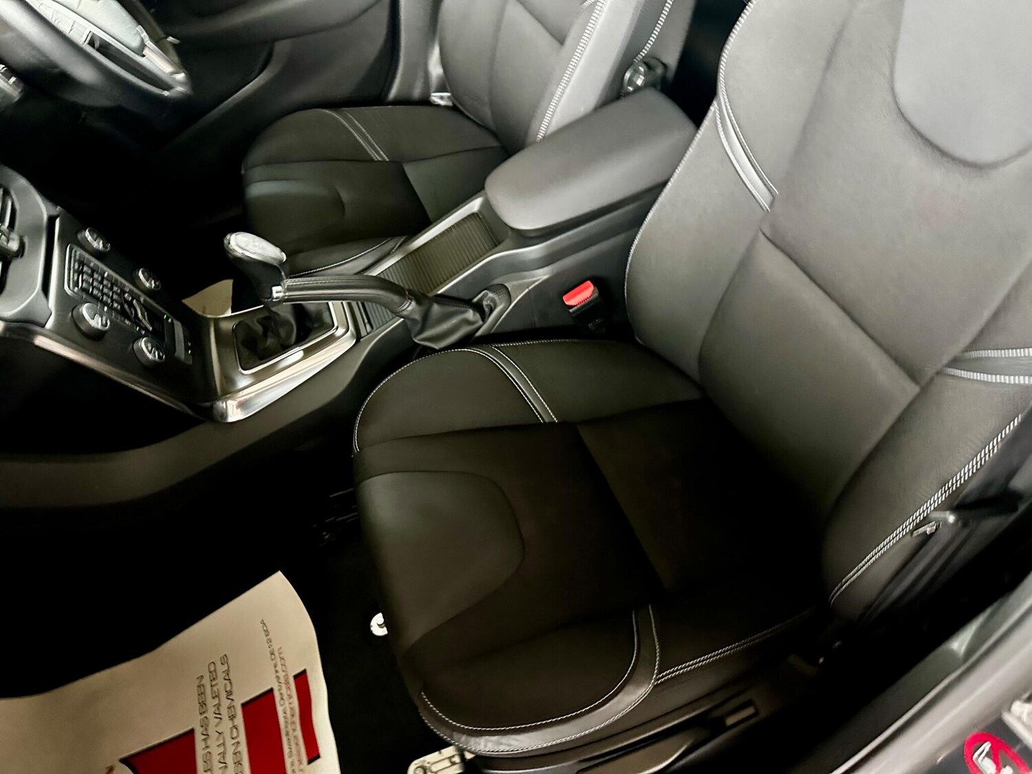 Used Volvo V40 2014 for sale - 76158830: Photo 25