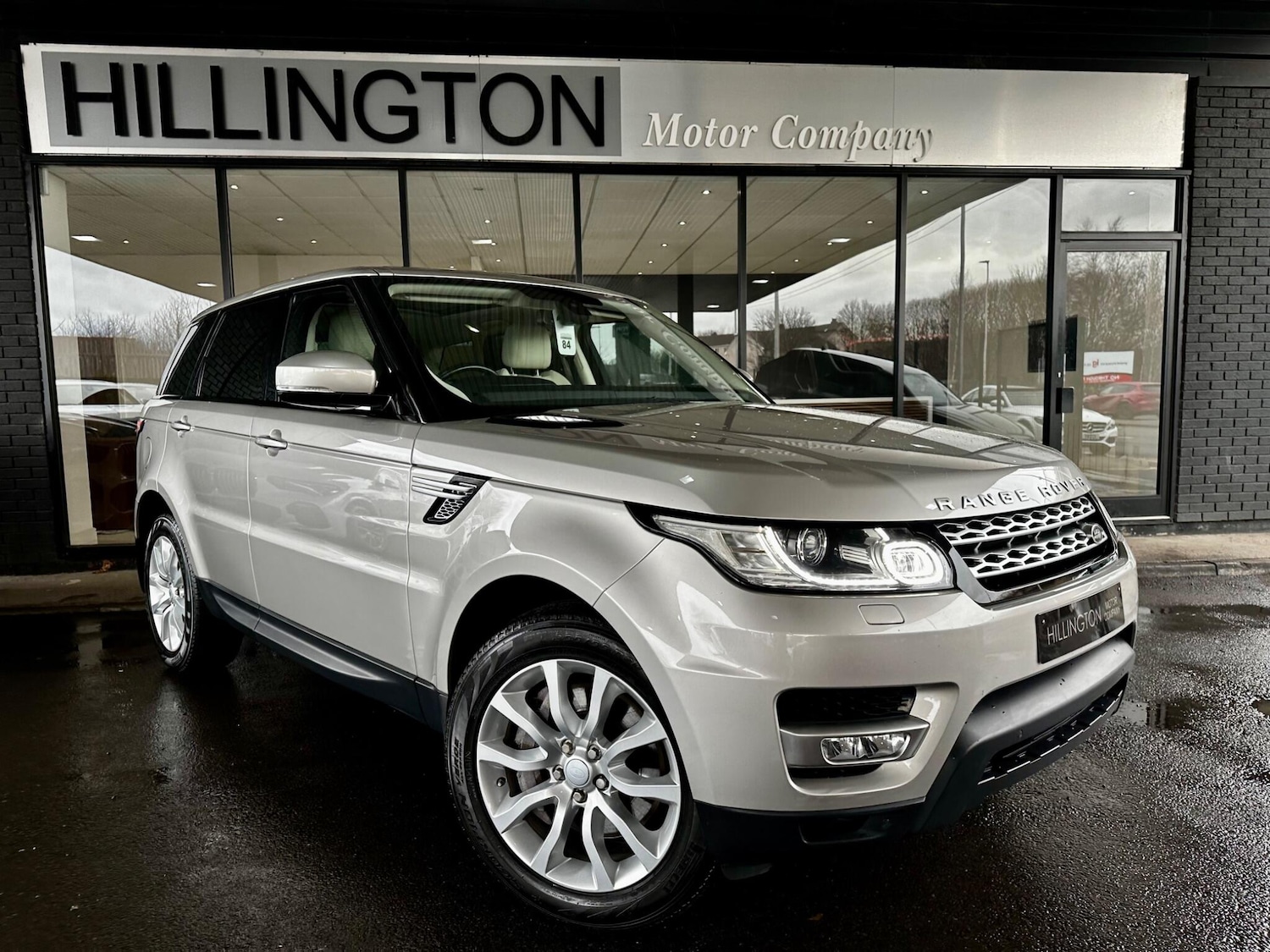 Used Land Rover Range Rover Sport 2016 for sale - 77267048: Photo 2
