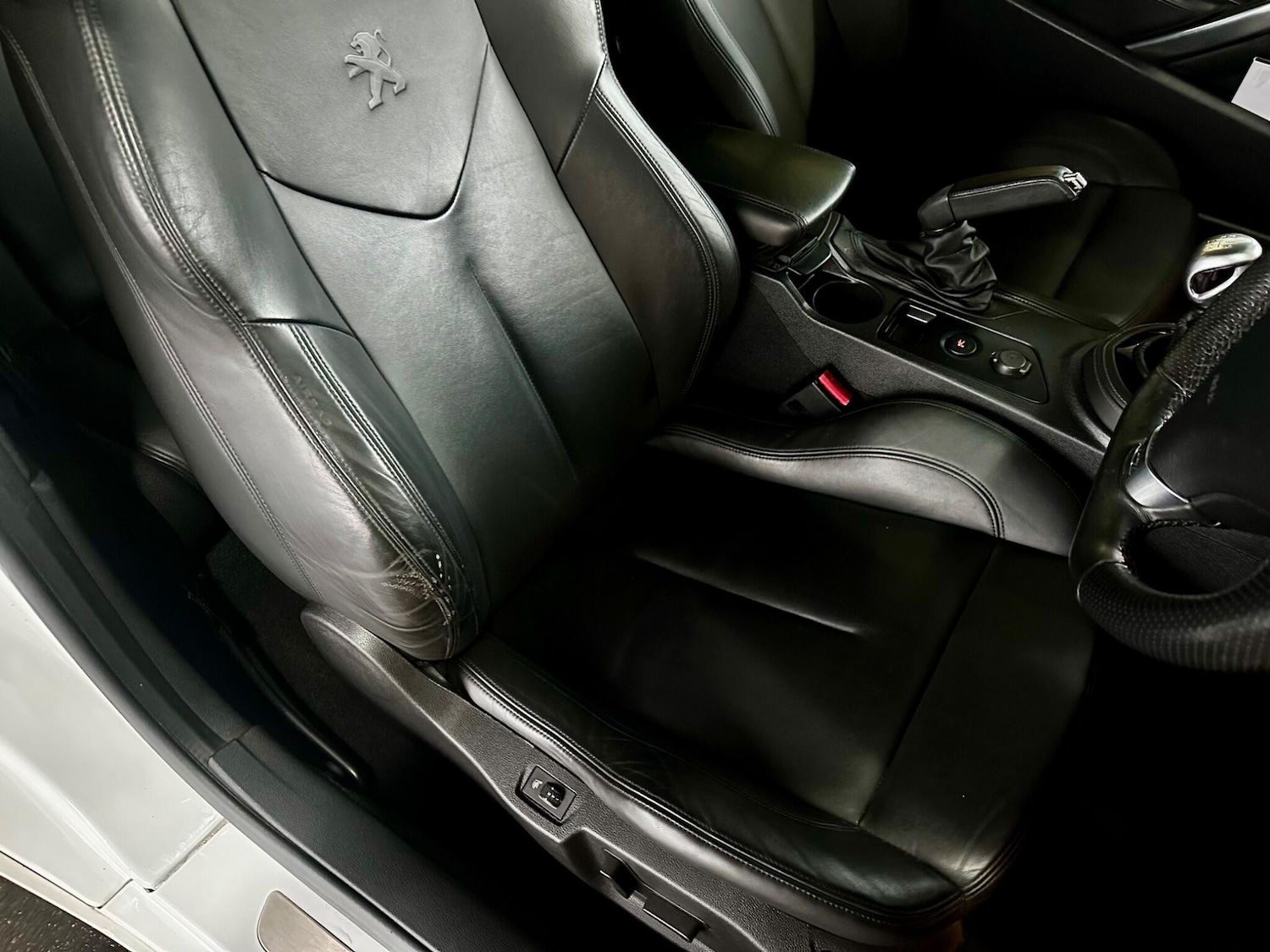 Used Peugeot RCZ 2015 for sale - 77306159: Photo 33