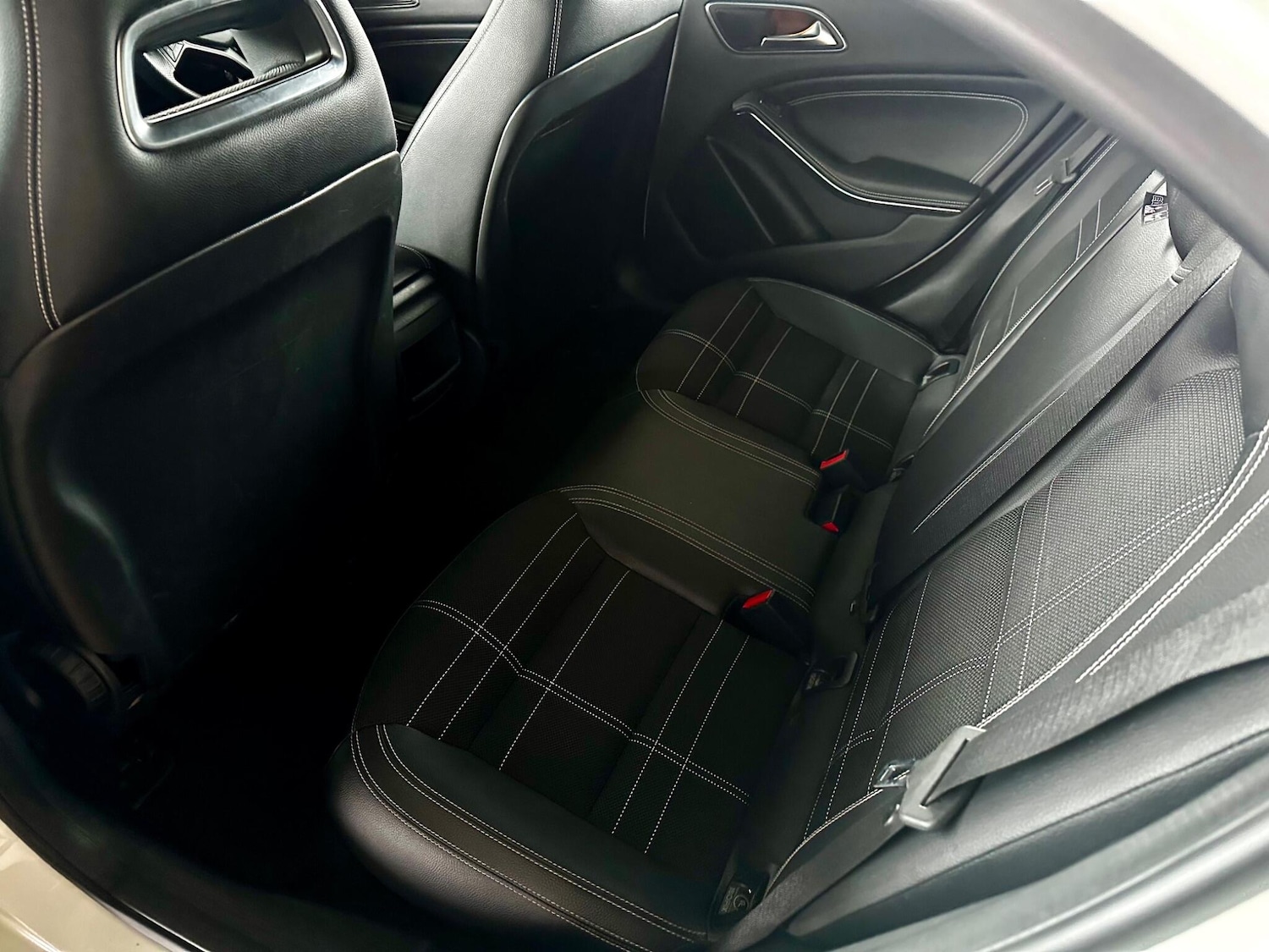 Used Mercedes-Benz A-Class 2013 for sale - 77454751: Photo 23