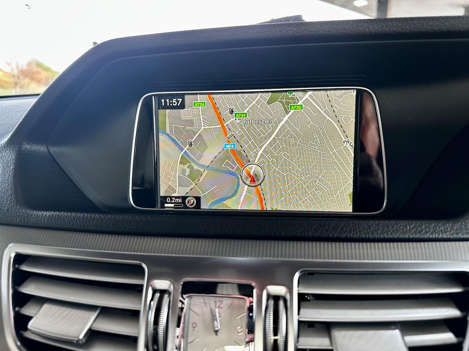 Used Mercedes-Benz E Class 2015 for sale - 76742628: Photo 27