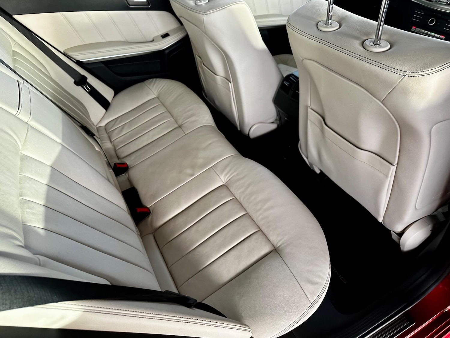 Used Mercedes-Benz E Class 2015 for sale - 76742628: Photo 37