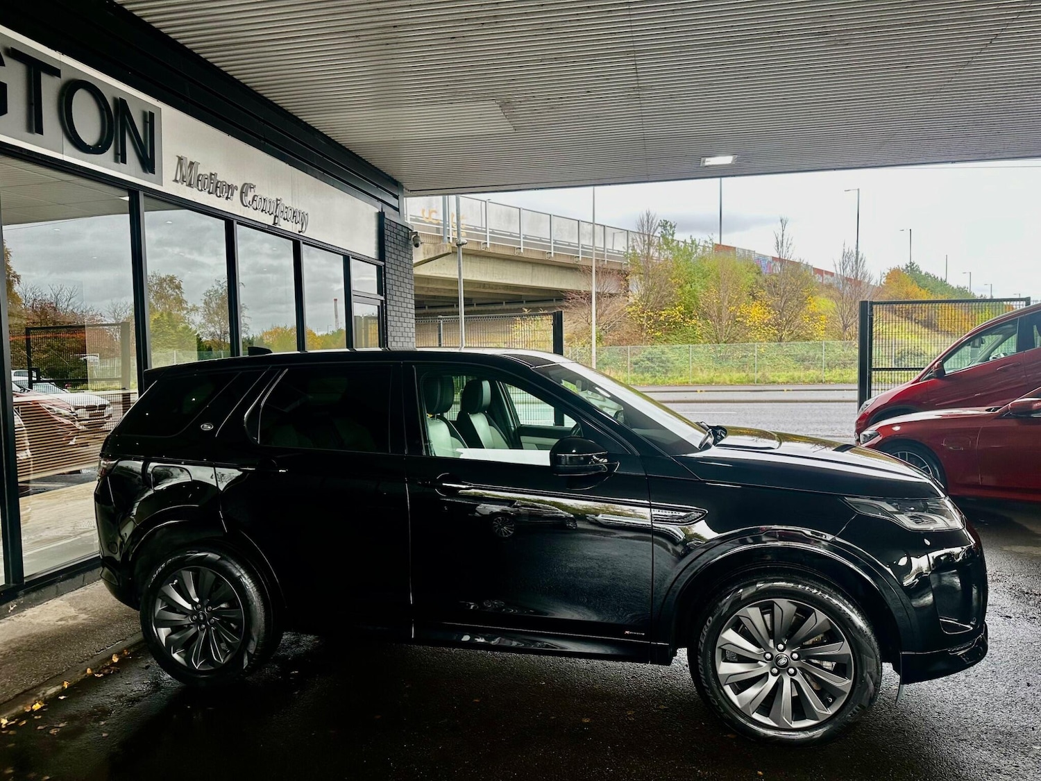 Used Land Rover Discovery Sport 2019 for sale - 76995270: Photo 30