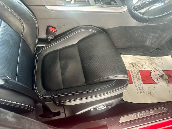 Used Jaguar XE 2020 for sale - 74294453: Photo 36