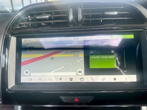 Used Jaguar XE 2020 for sale - 74294453: Photo 40