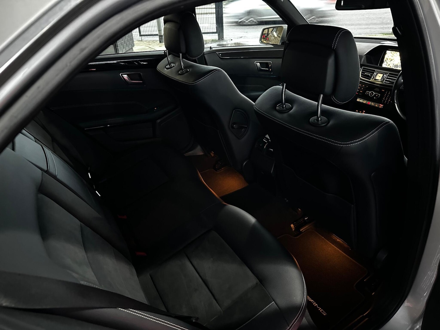 Used Mercedes-Benz E Class for sale - 77132814: Photo 19