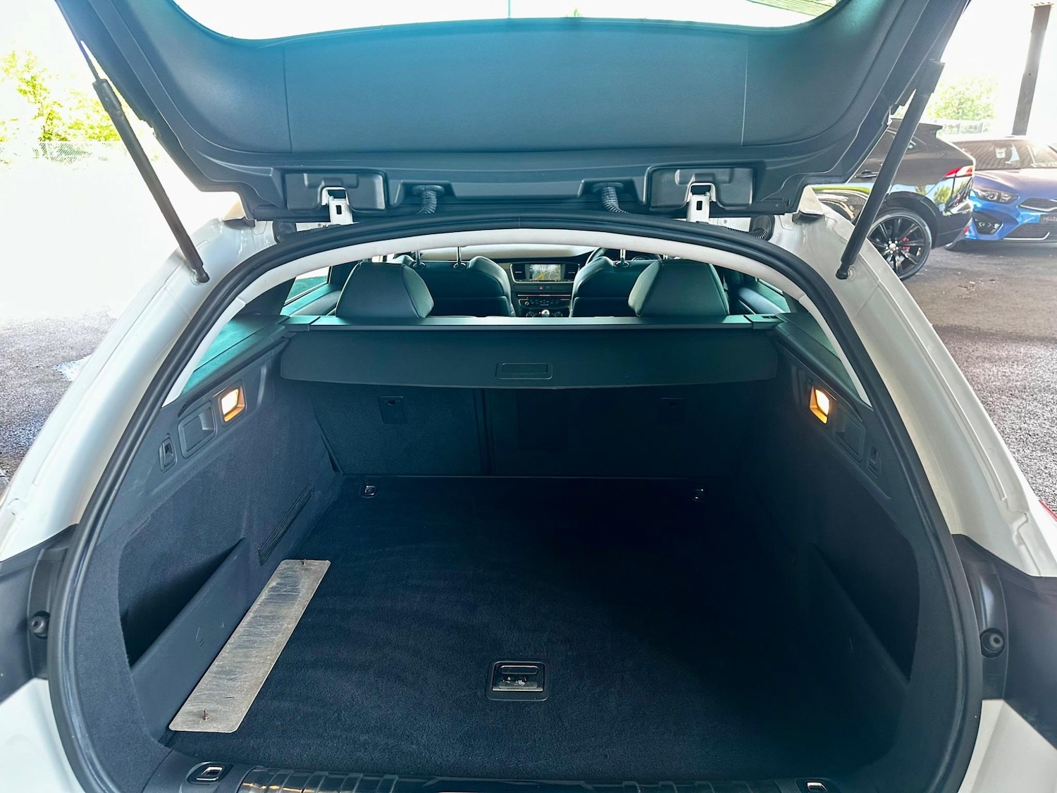 Vehicle 29