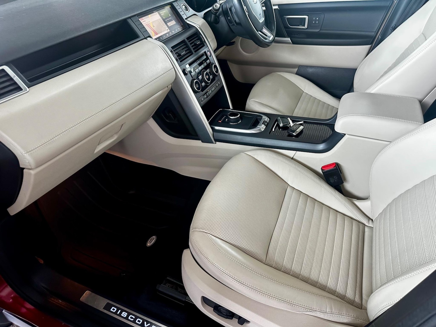 Used Land Rover Discovery Sport for sale - 76994983: Photo 38