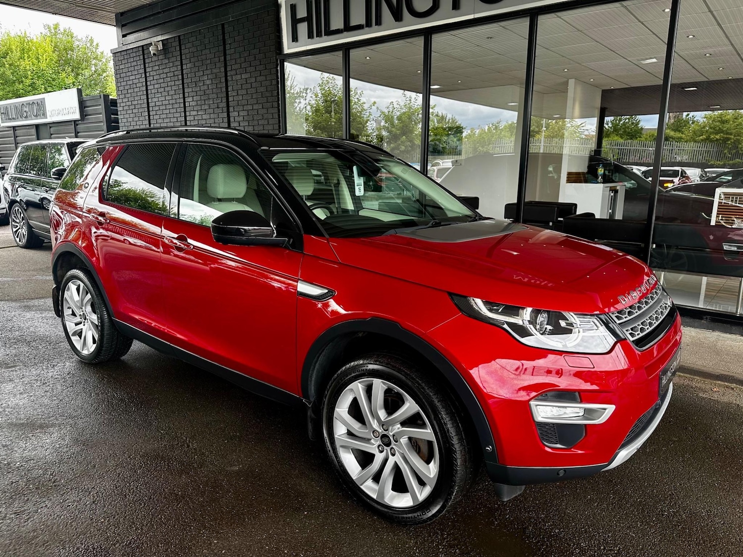 Used Land Rover Discovery Sport for sale - 76994983: Photo 4