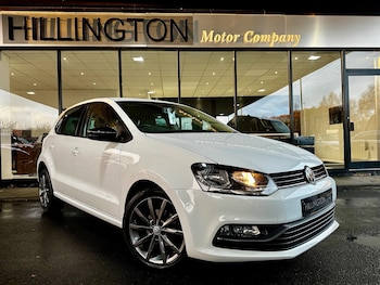 Used Volkswagen Polo 2015 for sale - 76562130: Photo