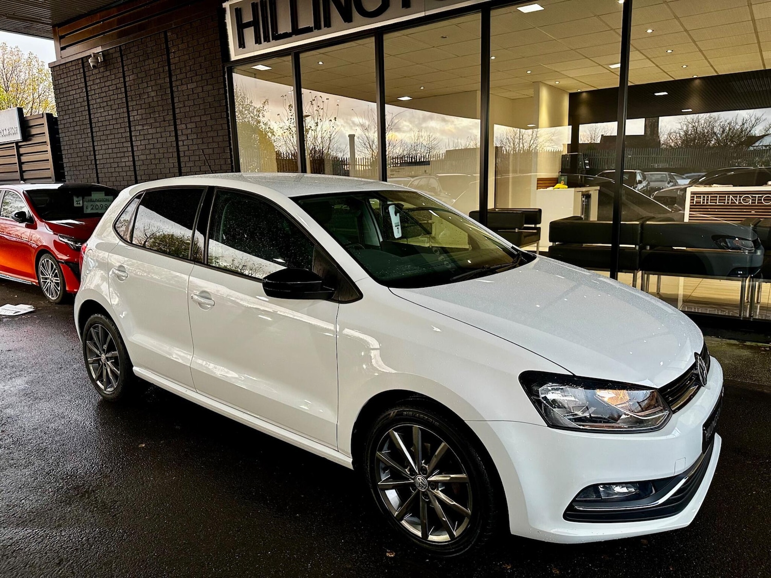 Used Volkswagen Polo 2015 for sale - 76562130: Photo 23