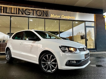 Used Volkswagen Polo 2015 for sale - 76562130: Photo