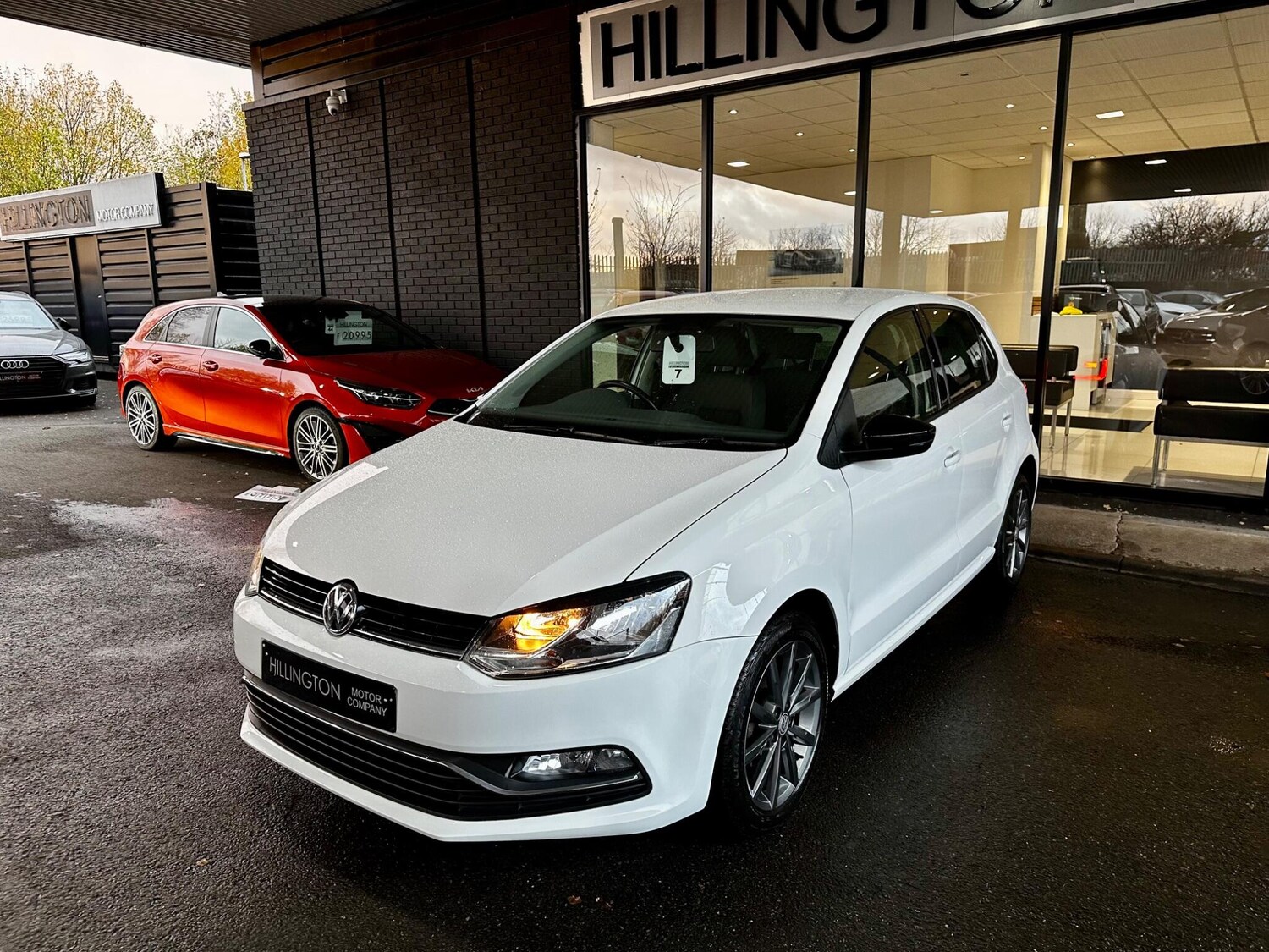 Used Volkswagen Polo 2015 for sale - 76562130: Photo 9