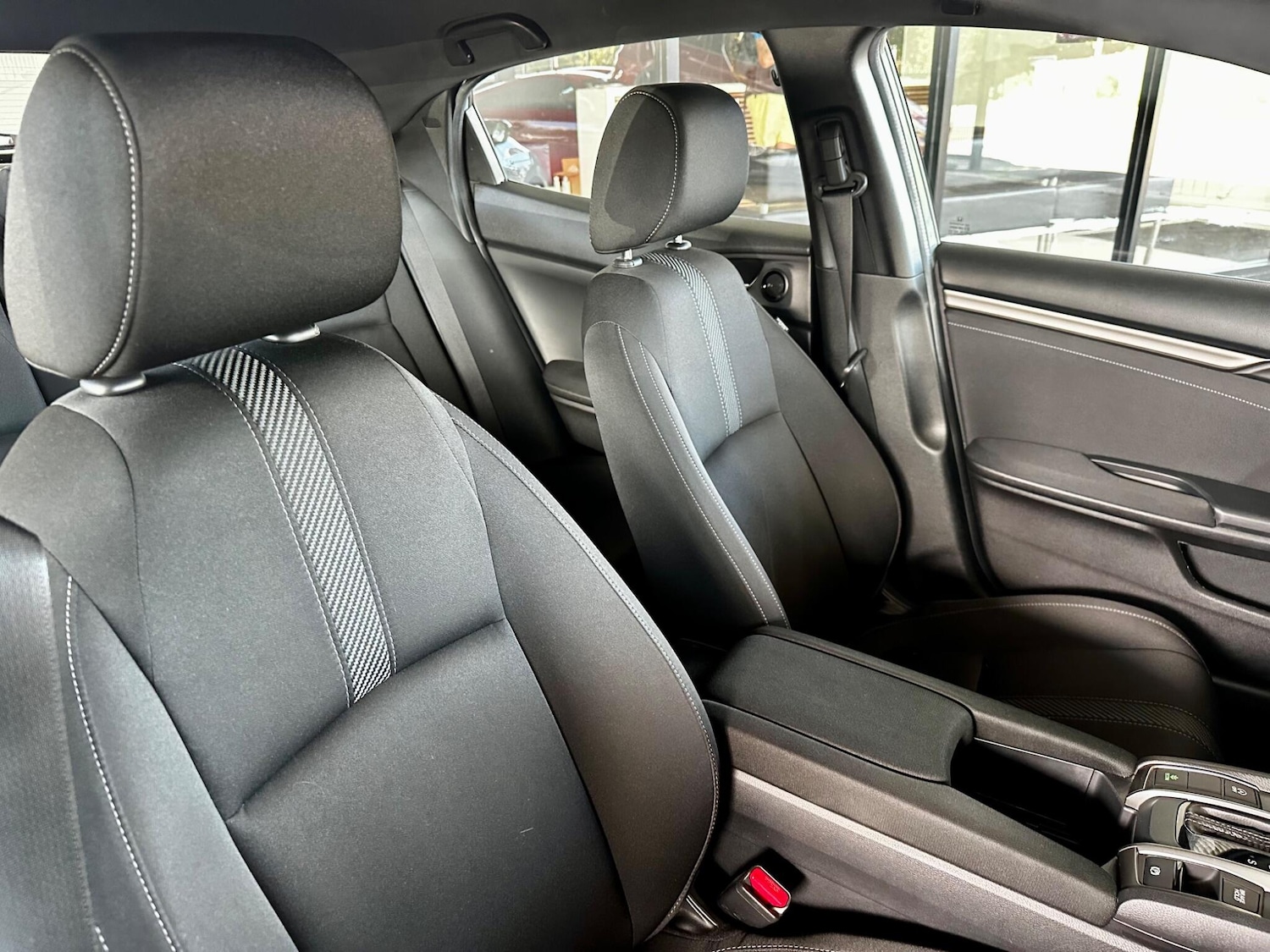 Used Honda Civic 2017 for sale - 76012713: Photo 29