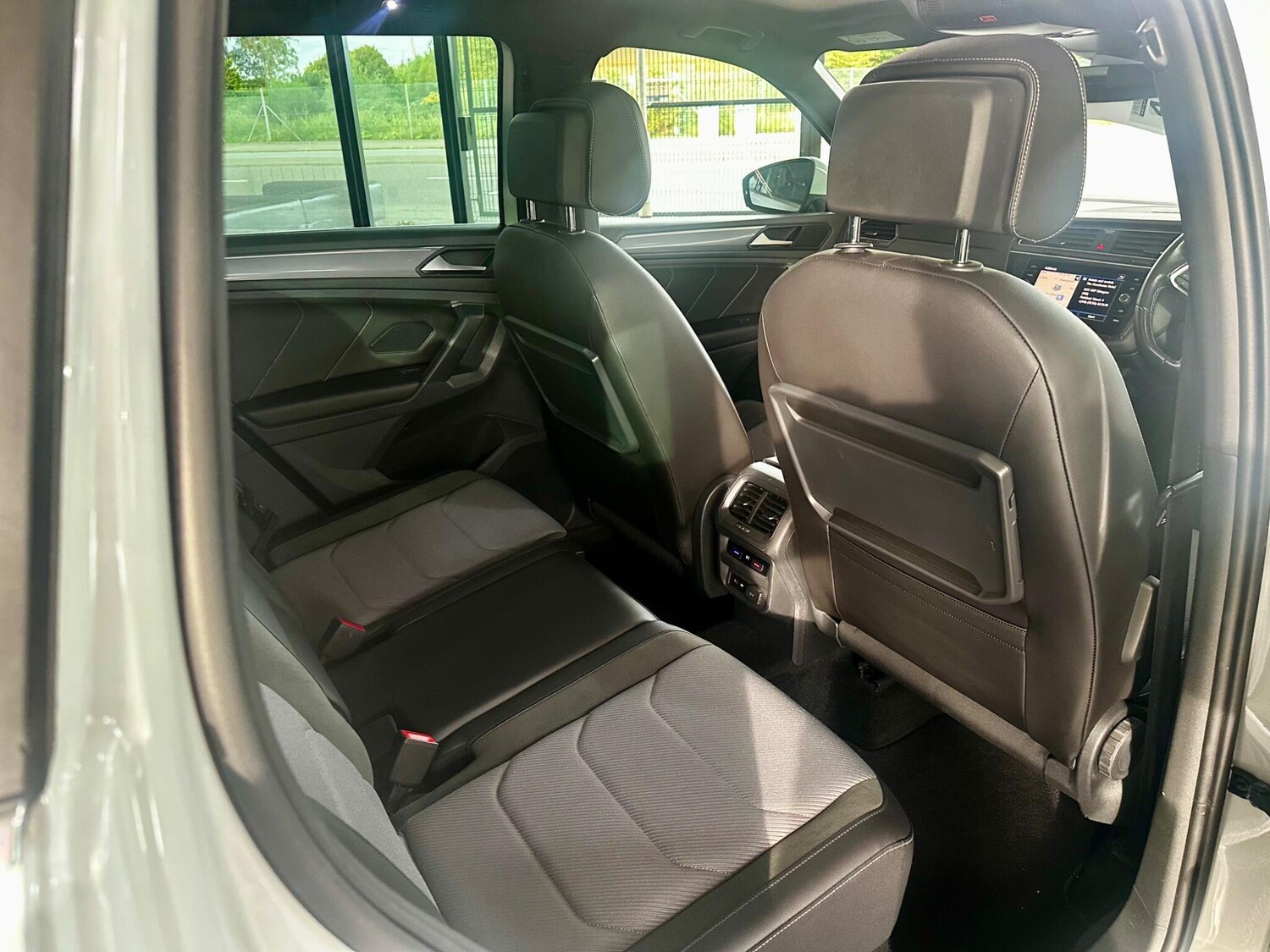 Used Volkswagen Tiguan 2019 for sale - 76013770: Photo 36