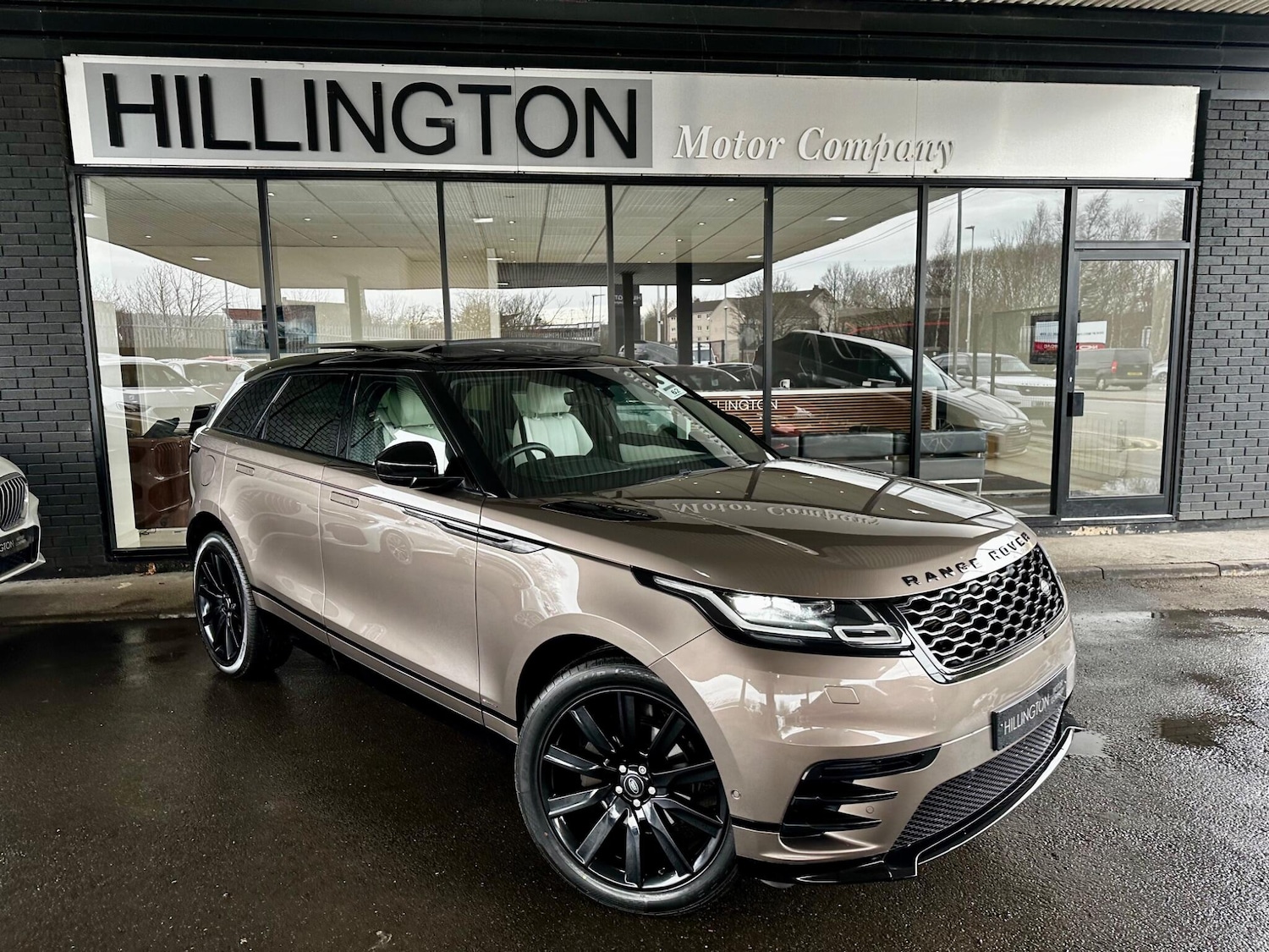 Used Land Rover Range Rover Velar 2018 for sale - 77411284: Photo 2