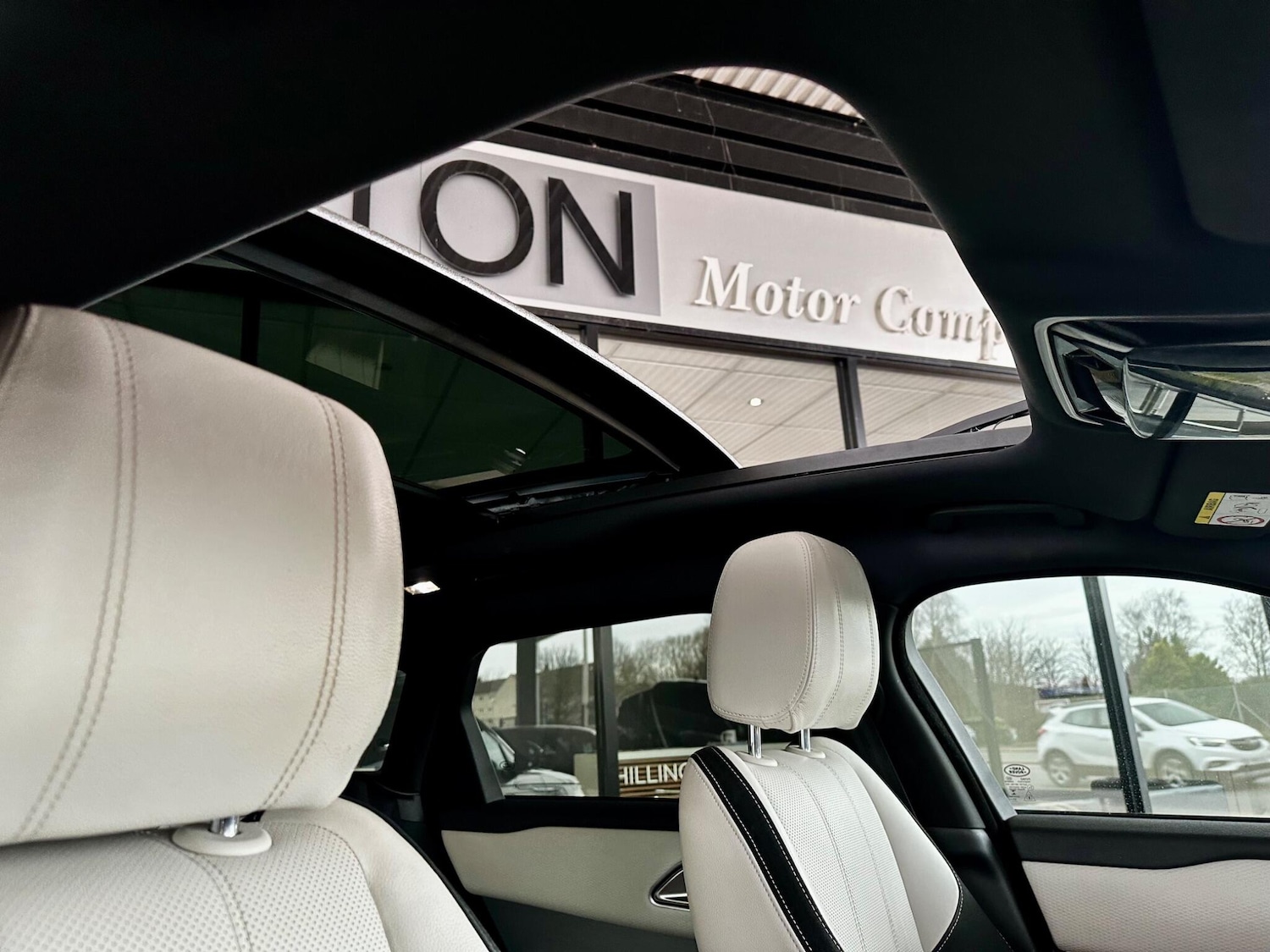 Used Land Rover Range Rover Velar 2018 for sale - 77411284: Photo 55