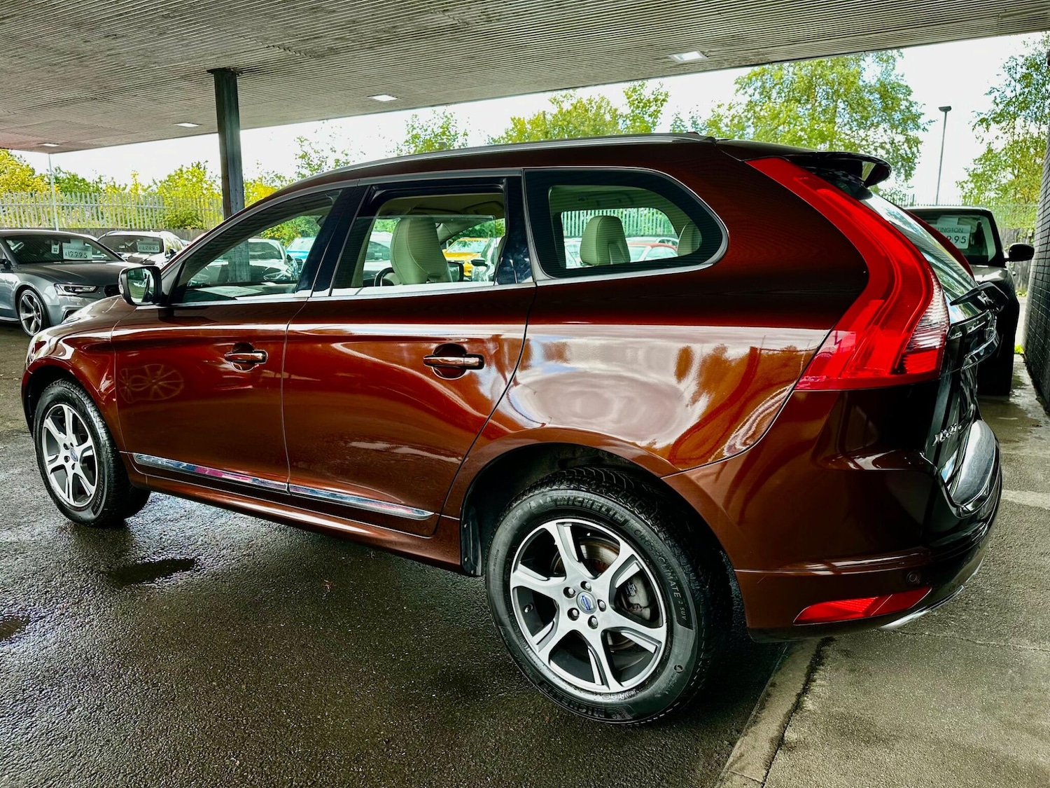 Used Volvo XC60 2013 for sale - 76071930: Photo 8