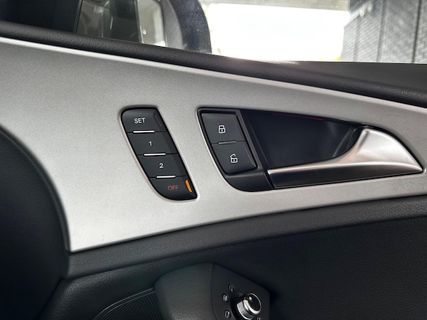 Used Audi A6 Saloon 2011 for sale - 75589080: Photo 31