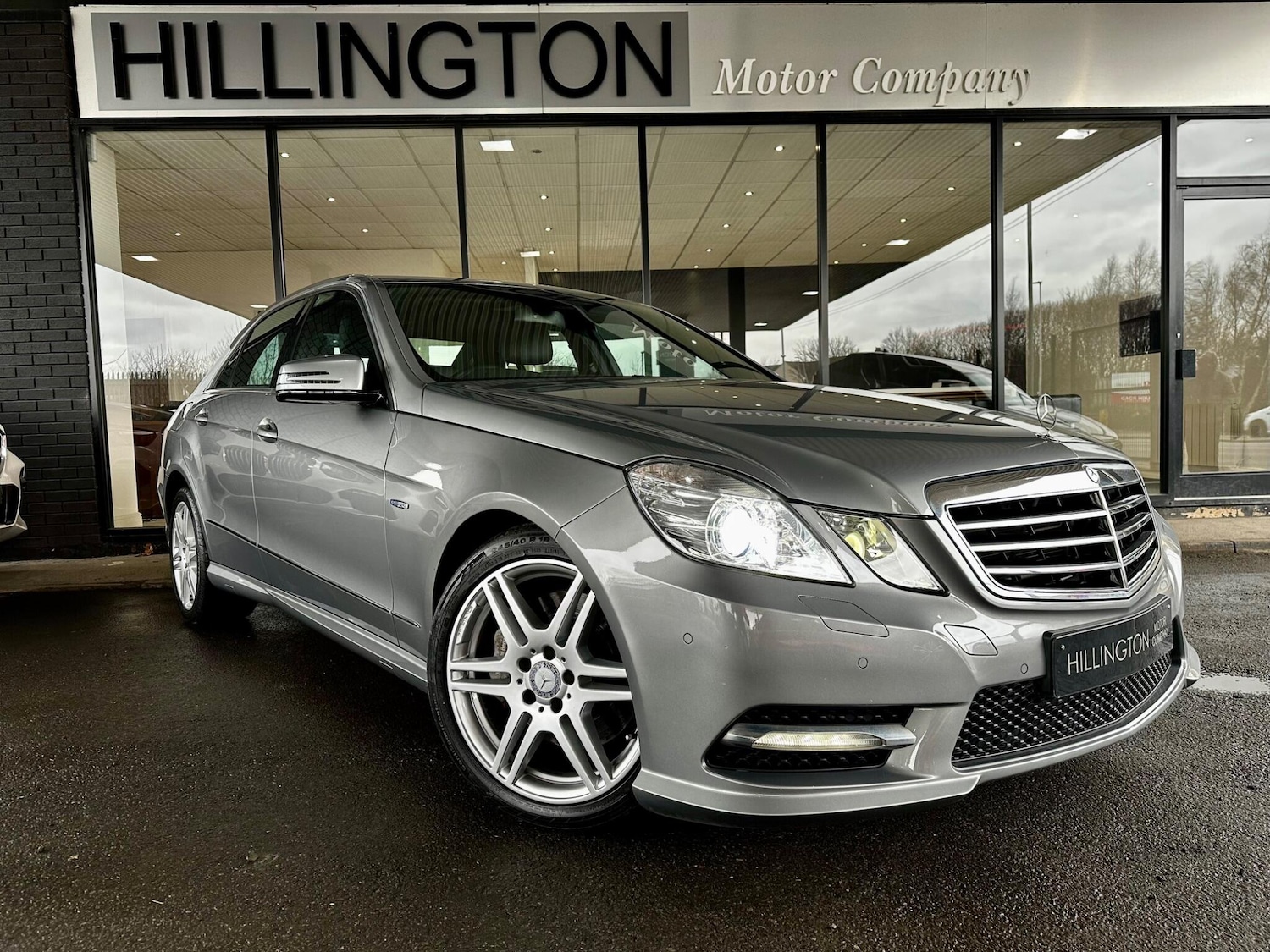 Used Mercedes-Benz E Class 2012 for sale - 77454758: Photo 2