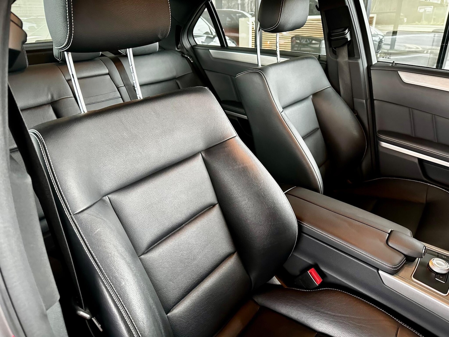 Used Mercedes-Benz E Class 2012 for sale - 77454758: Photo 30