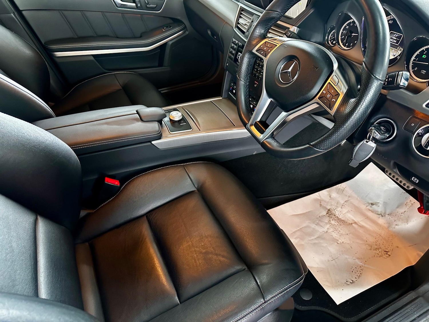 Used Mercedes-Benz E Class 2012 for sale - 77454758: Photo 32