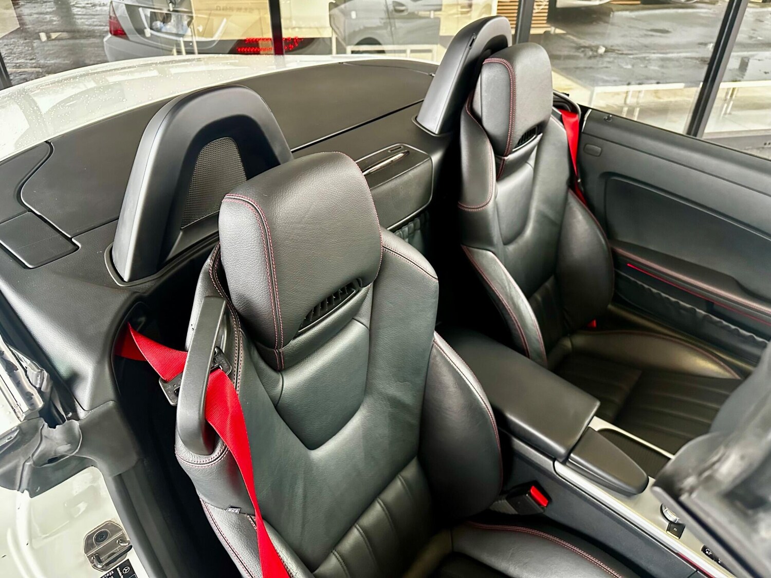 Used Mercedes-Benz SLK 2013 for sale - 76824231: Photo 18