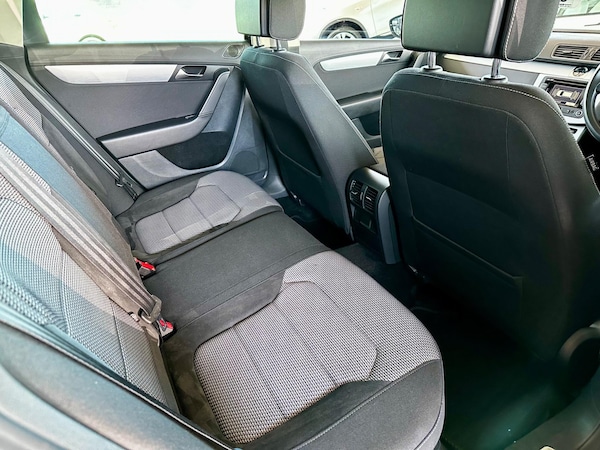 Used Volkswagen Passat 2014 for sale - 74667449: Photo 32