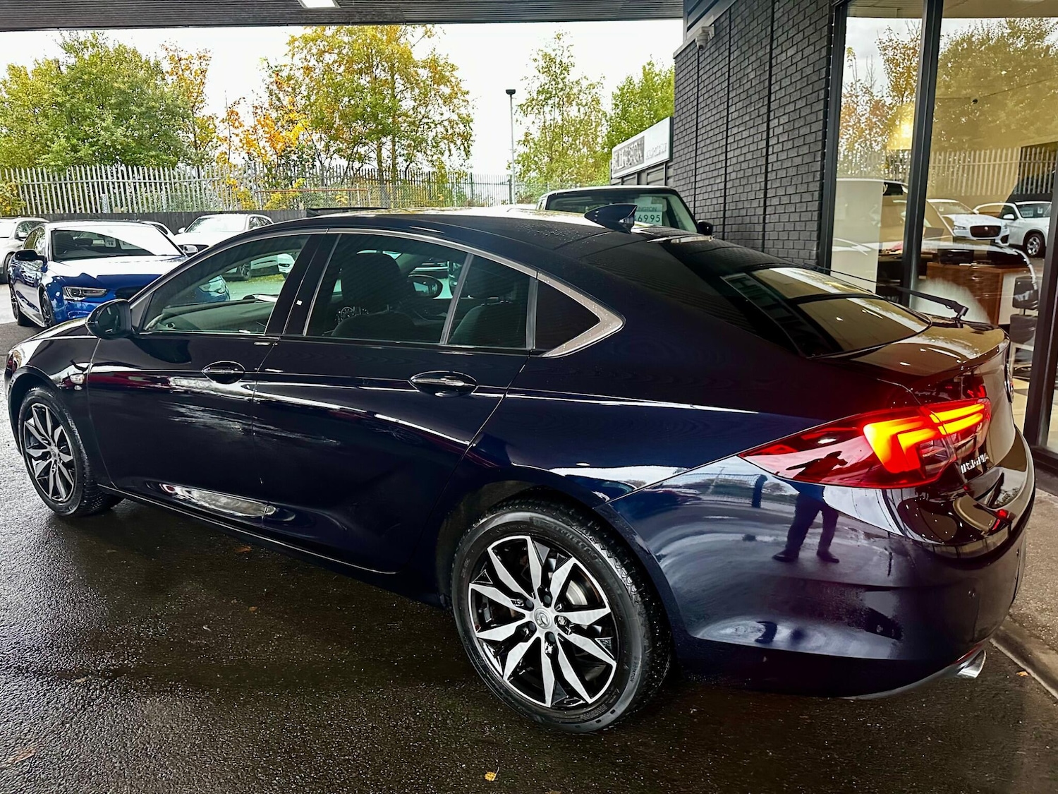 Used Vauxhall Insignia 2017 for sale - 76989589: Photo 22