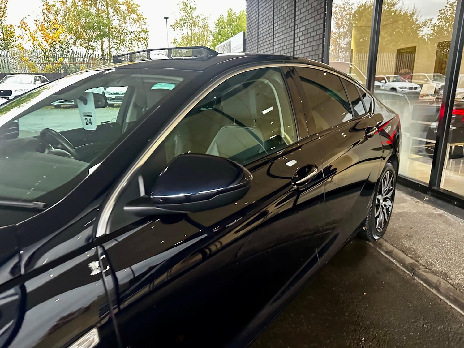Used Vauxhall Insignia 2017 for sale - 76989589: Photo 23