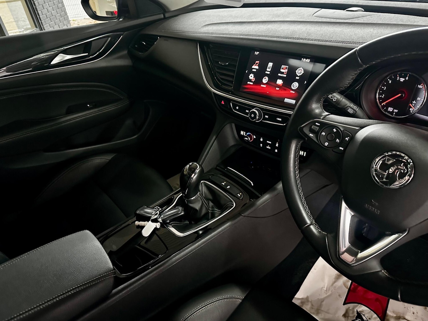 Used Vauxhall Insignia 2017 for sale - 76989589: Photo 27