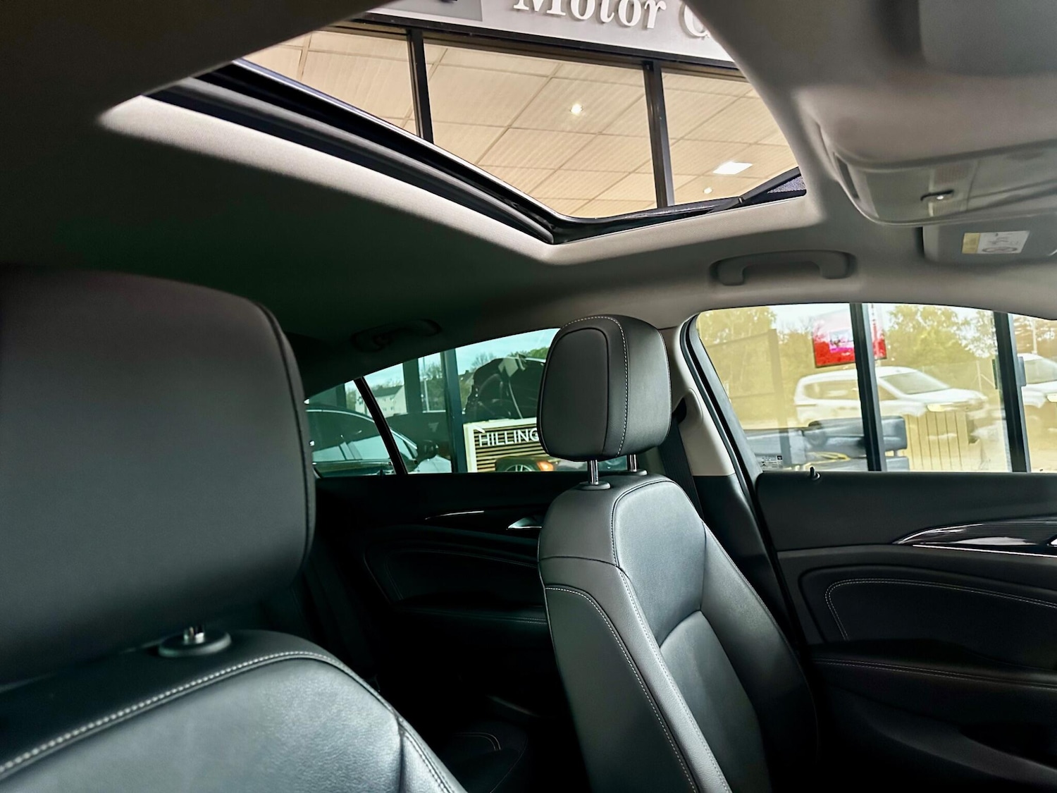 Used Vauxhall Insignia 2017 for sale - 76989589: Photo 35