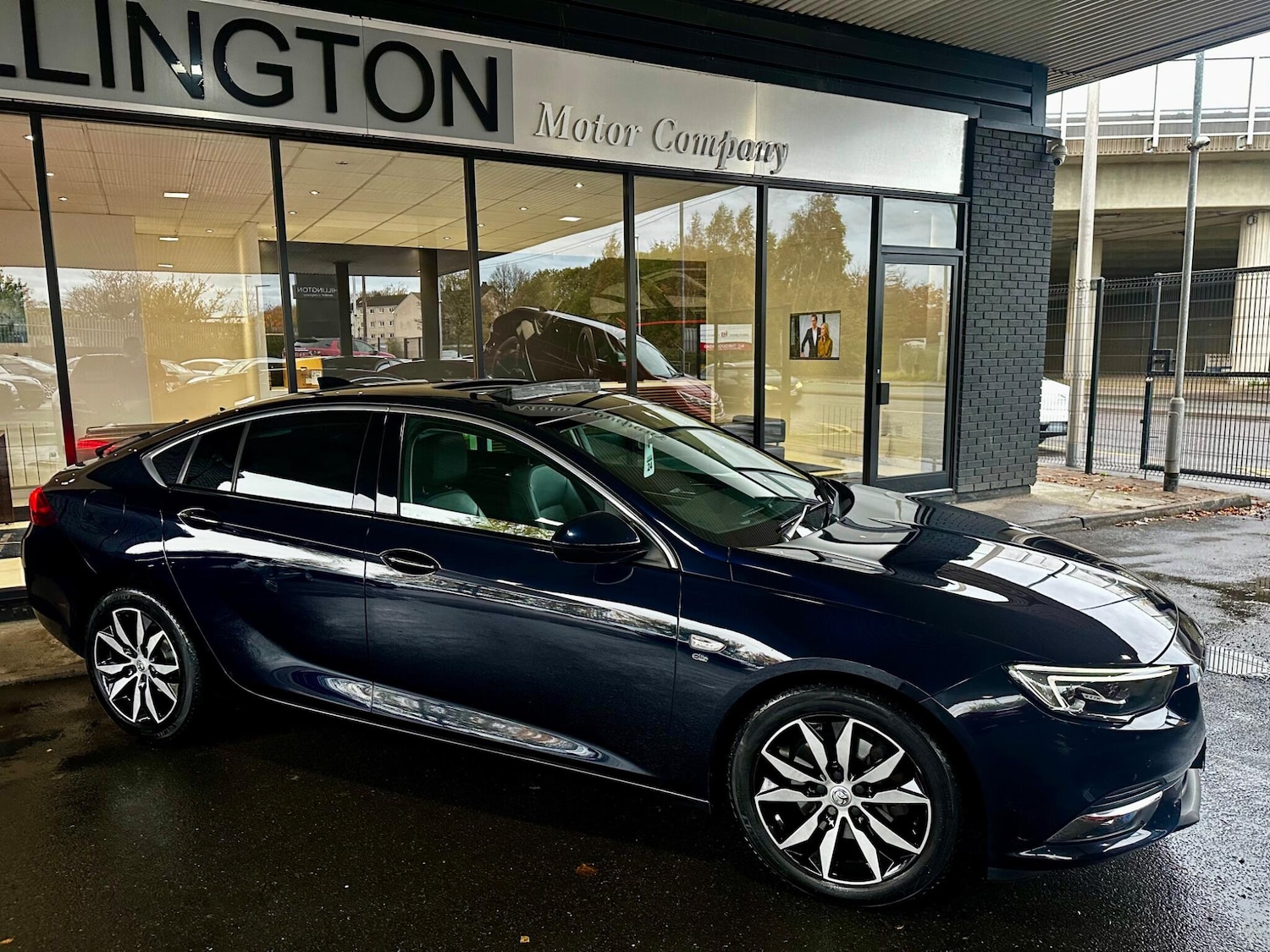 Used Vauxhall Insignia 2017 for sale - 76989589: Photo 5