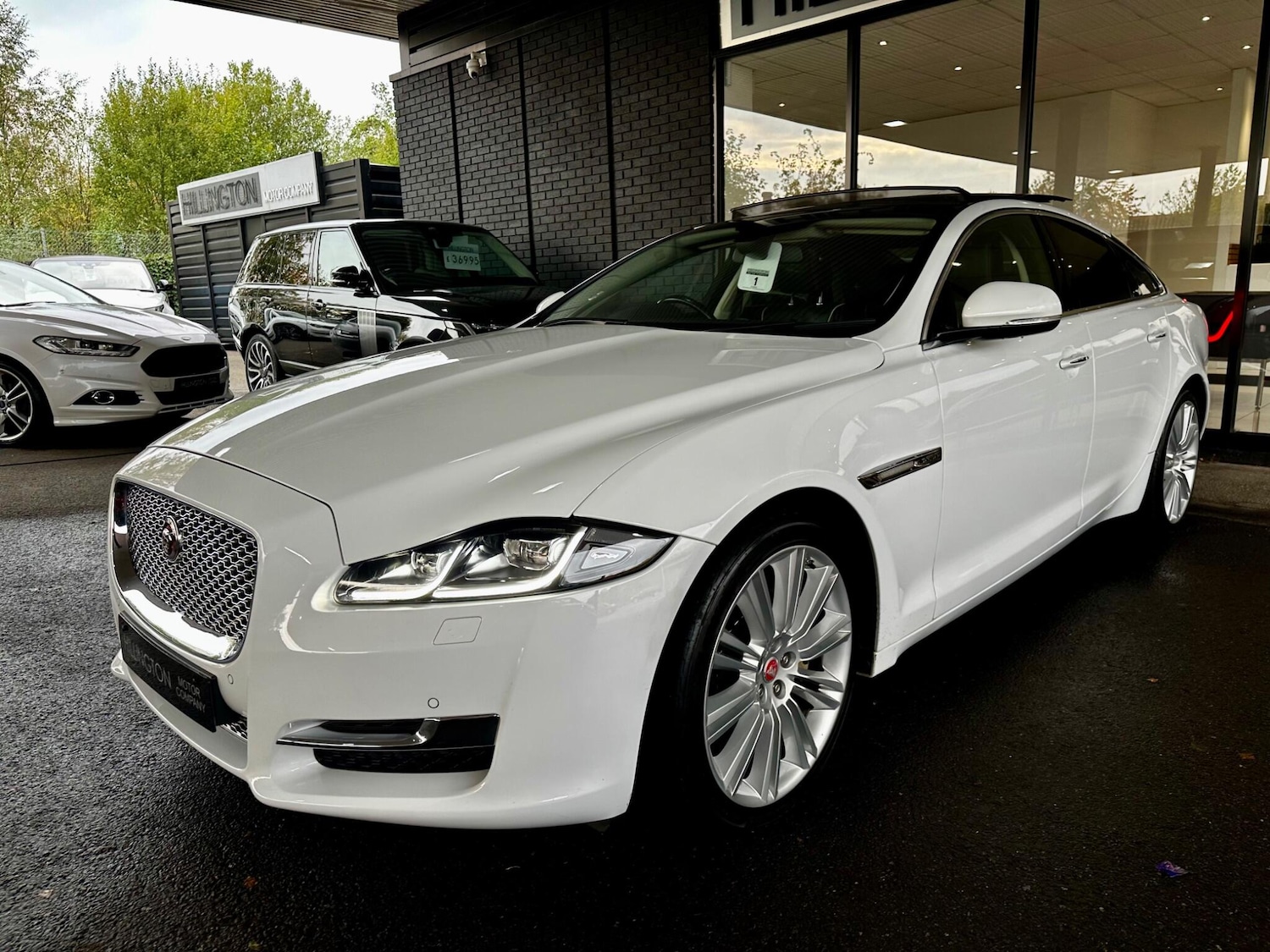 Used Jaguar XJ 2016 for sale - 76314672: Photo 10