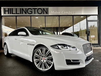 2016 (16) - 3.0d V6 Premium Luxury Auto Euro 6 (s/s) 4dr