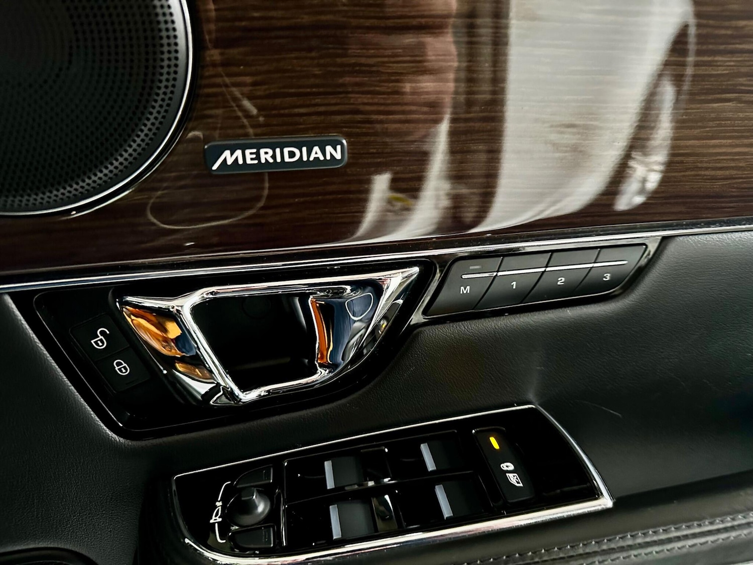 Used Jaguar XJ 2016 for sale - 76314672: Photo 23