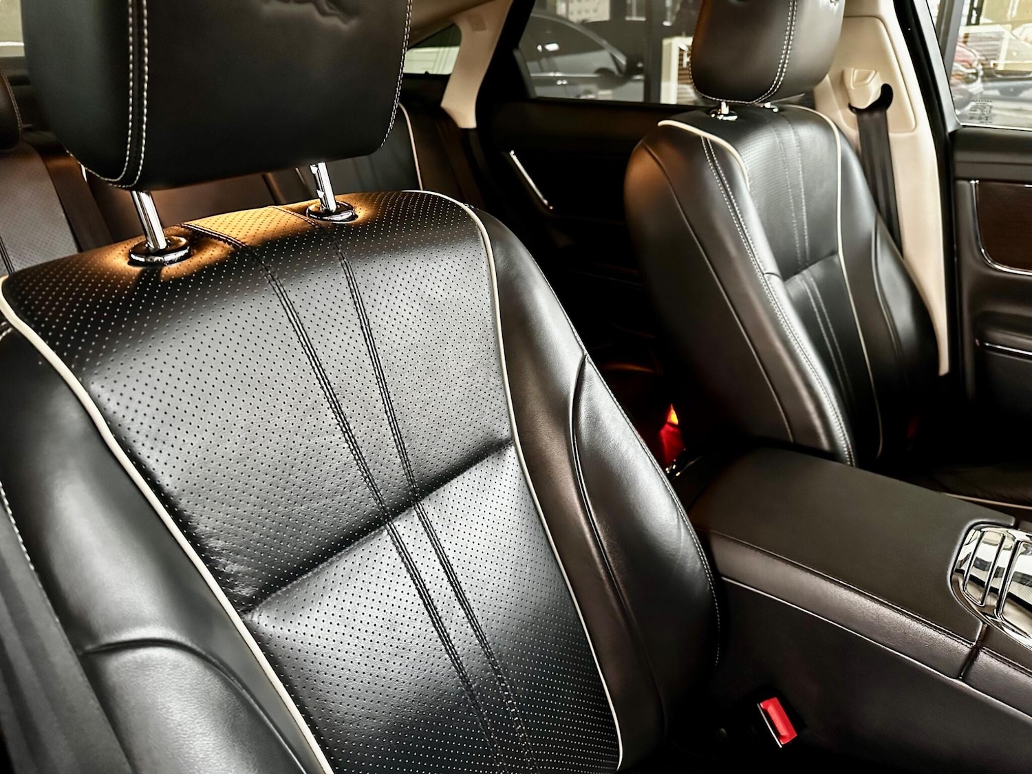 Used Jaguar XJ 2016 for sale - 76314672: Photo 25