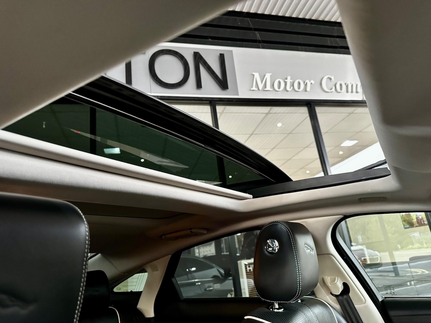 Used Jaguar XJ 2016 for sale - 76314672: Photo 27