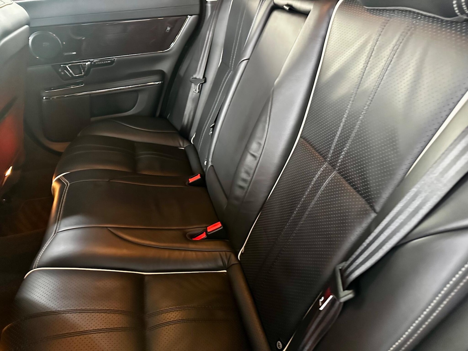 Used Jaguar XJ 2016 for sale - 76314672: Photo 60