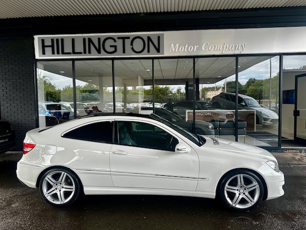 Used Mercedes-Benz CLC Class 2009 for sale - 75350688: Photo 11
