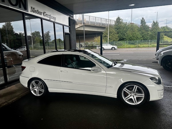 Used Mercedes-Benz CLC Class 2009 for sale - 75350688: Photo 25
