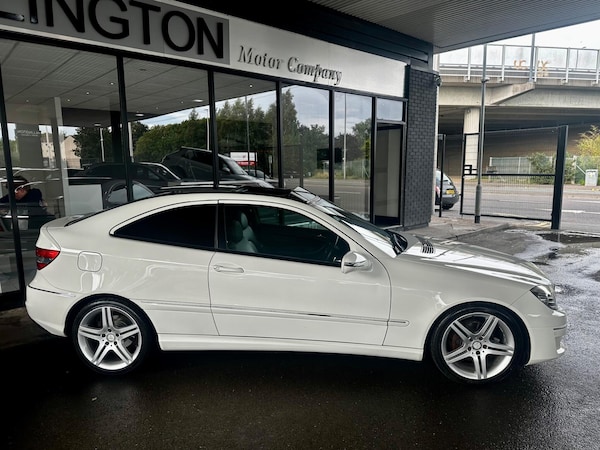 Used Mercedes-Benz CLC Class 2009 for sale - 75350688: Photo 9