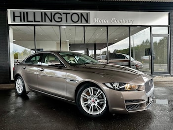 Used Jaguar XE 2015 for sale - 76137689: Photo