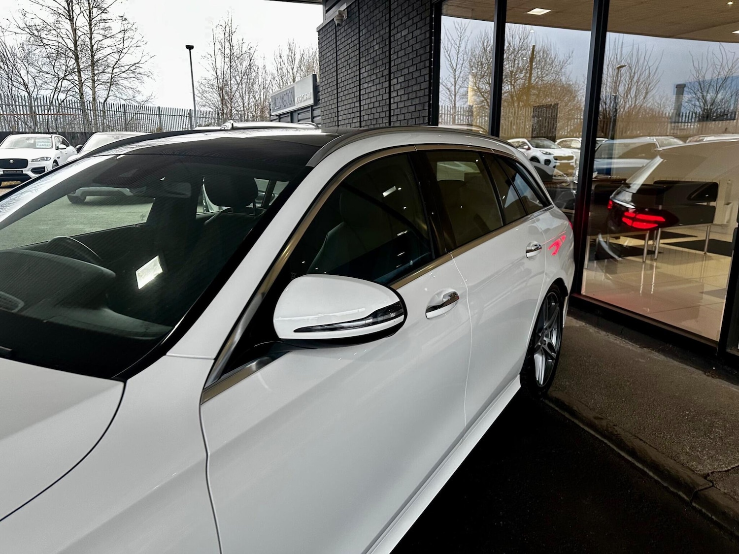 Used Mercedes-Benz E Class 2017 for sale - 77267251: Photo 22