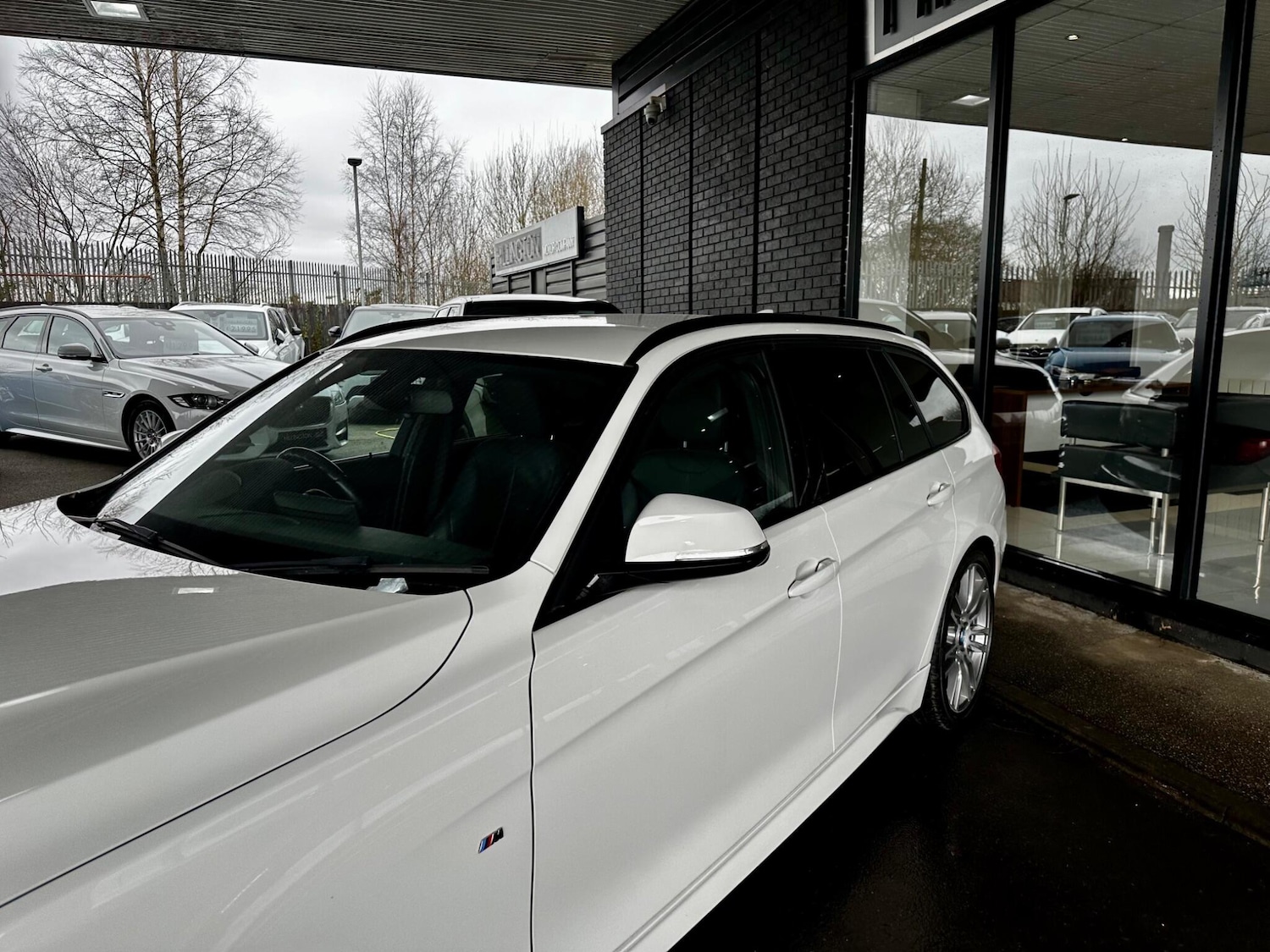 Used BMW 3 Series 2015 for sale - 77670874: Photo 9