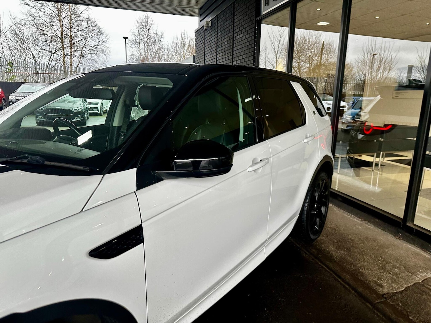 Used Land Rover Discovery Sport 2019 for sale - 77440572: Photo 14