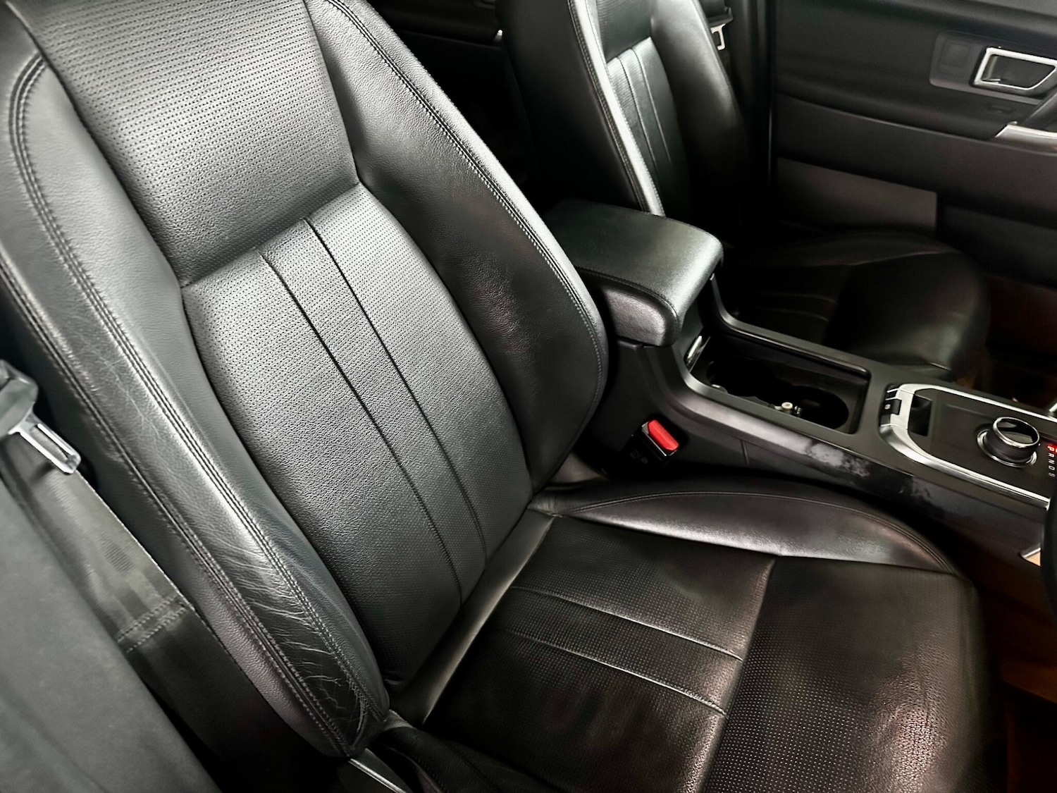 Used Land Rover Discovery Sport 2019 for sale - 77440572: Photo 22