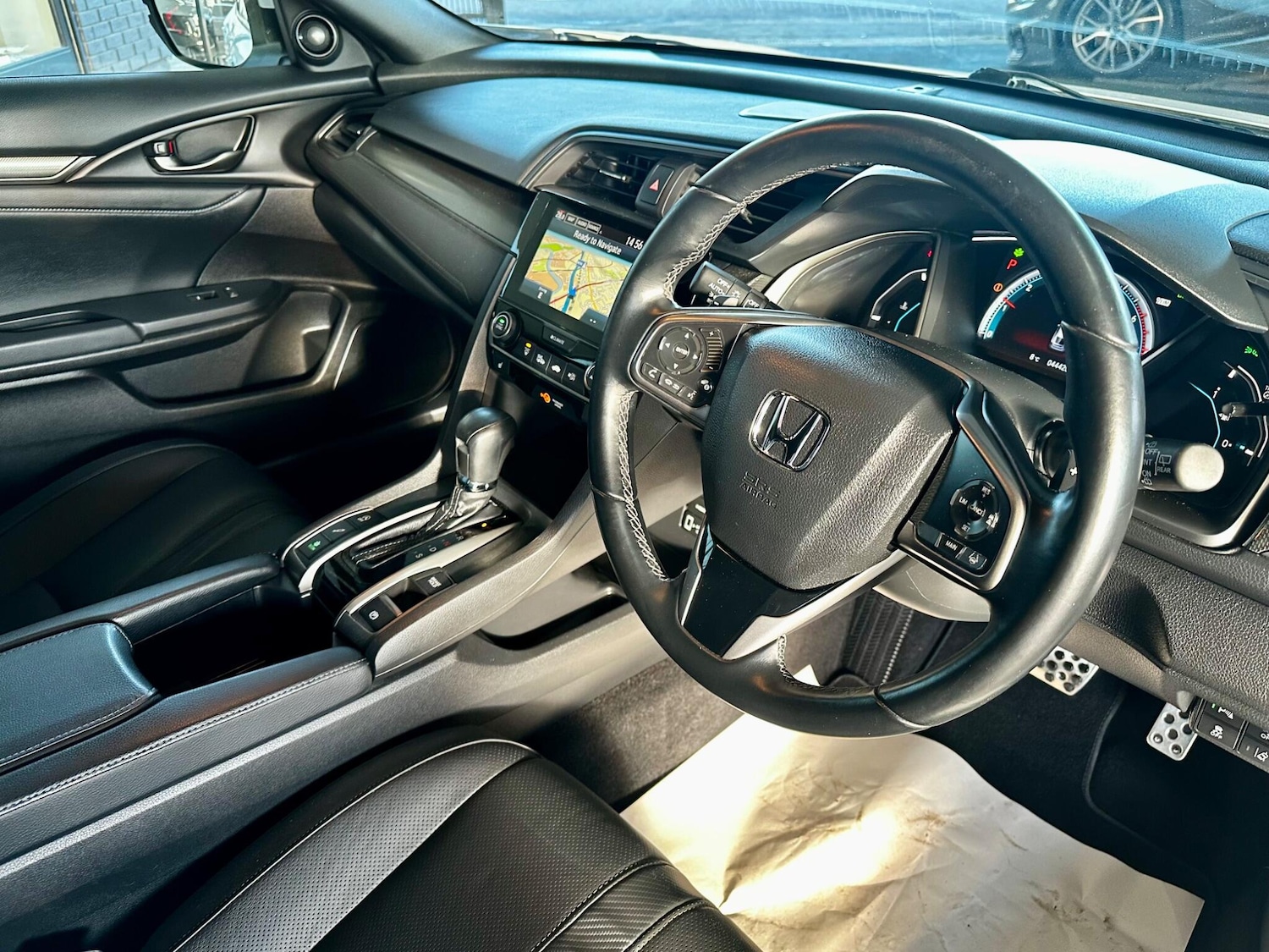 Used Honda Civic 2018 for sale - 77454843: Photo 29