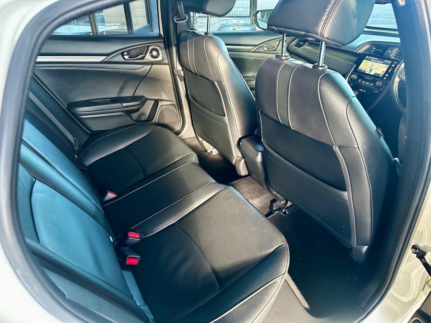 Used Honda Civic 2018 for sale - 77454843: Photo 34